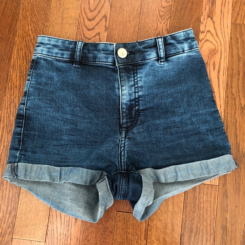High waist, denim shorts